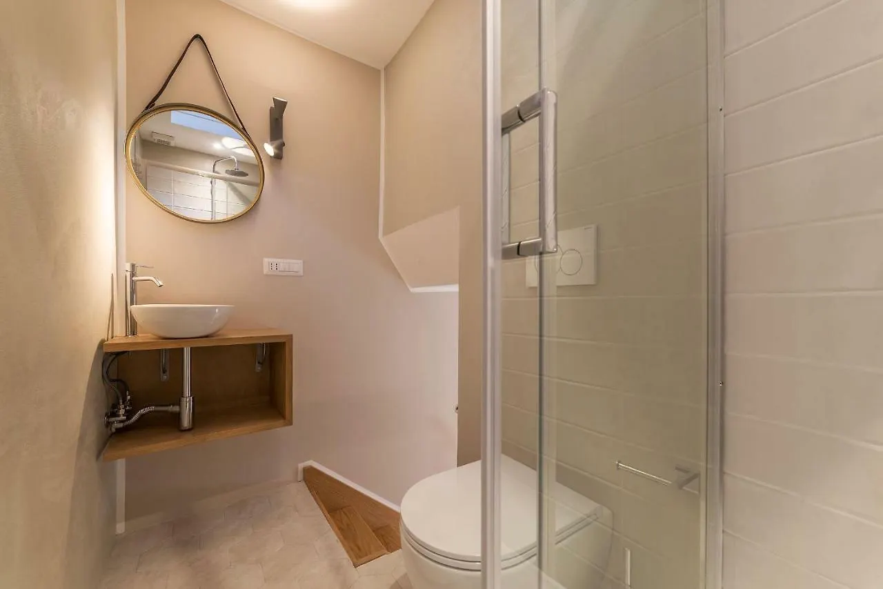 Trastevere Charming Duplex 로마 0*,  이탈리아