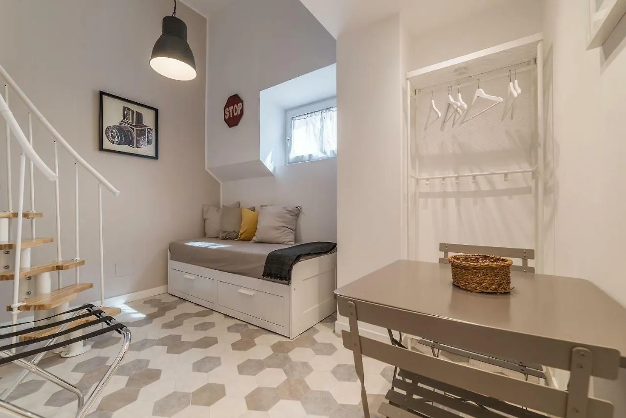Trastevere Charming Duplex روما 0*,  إيطاليا
