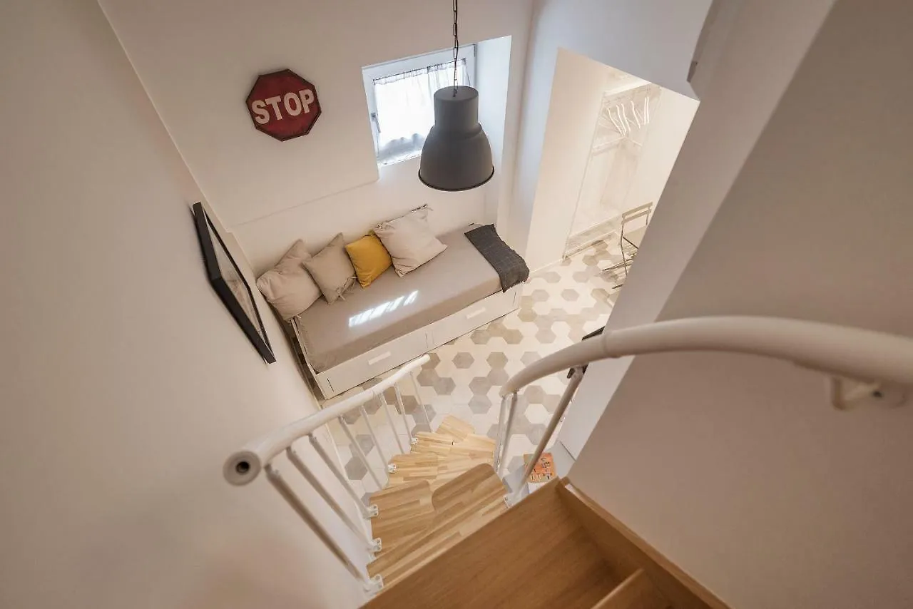 Trastevere Charming Duplex روما 0*,